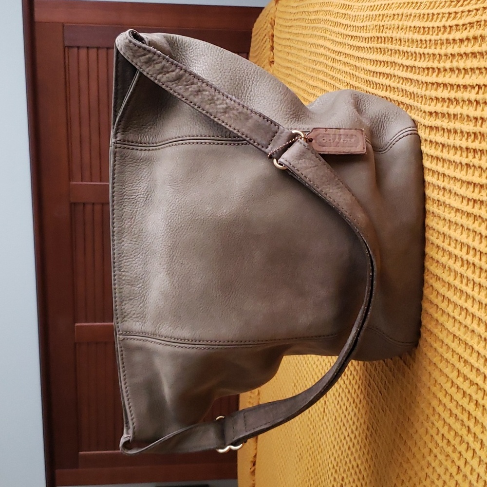 Coach Vintage Soft Bucket Nubuc 4943